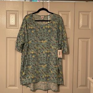LulaRoe abstract flowy top